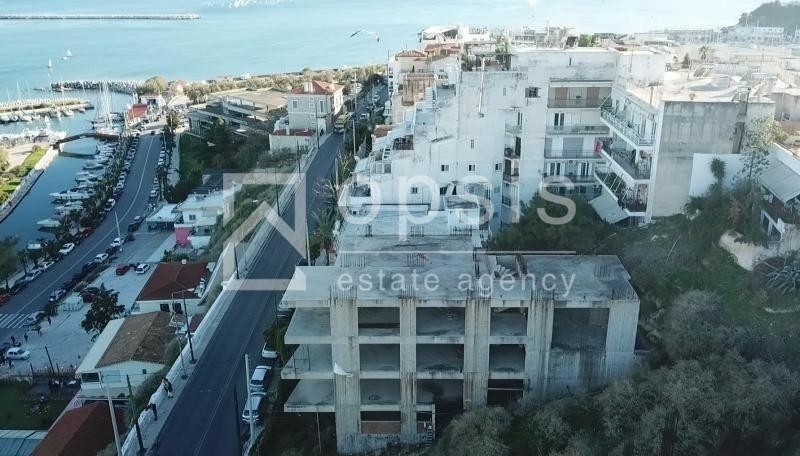 (For Sale) Residential || Piraias/Piraeus - 1.500 Sq.m, 1.300.000€ 